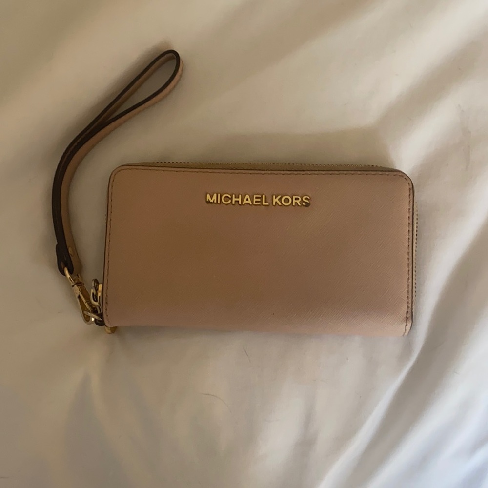 Michael Kors Wristlet